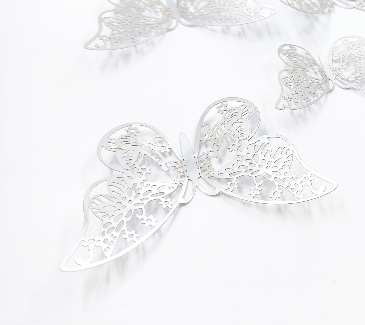 Mariposas Decorativas 3d Papel Pared Plateado Troquelado - Imagen 2